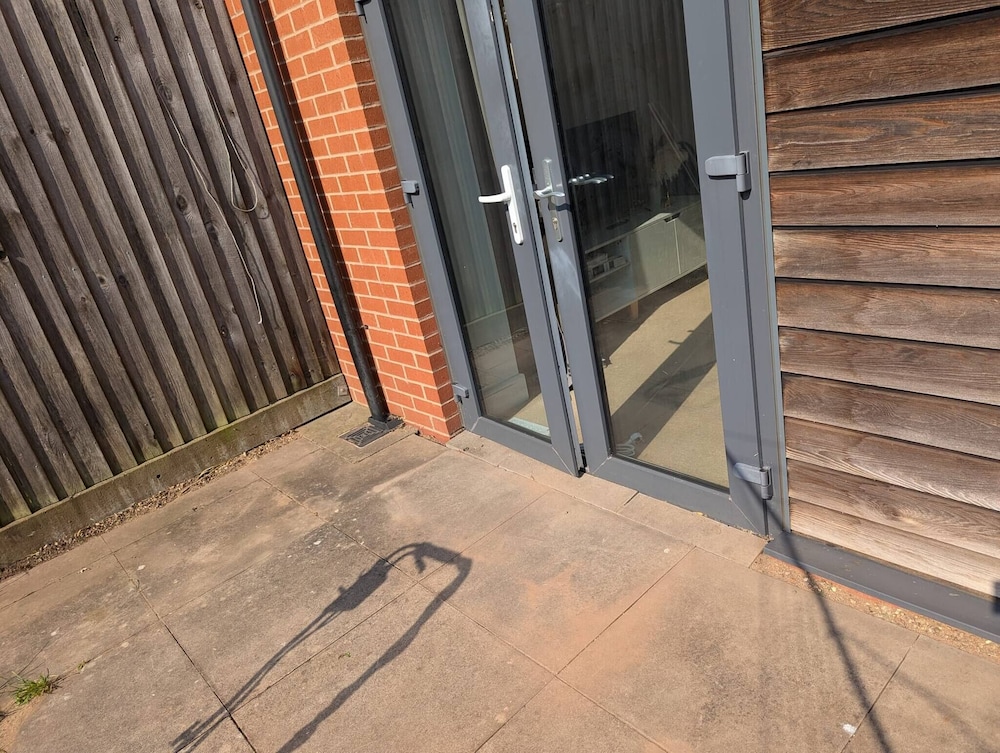 3-bed Elegant House Near Museums, Bullring & Parks