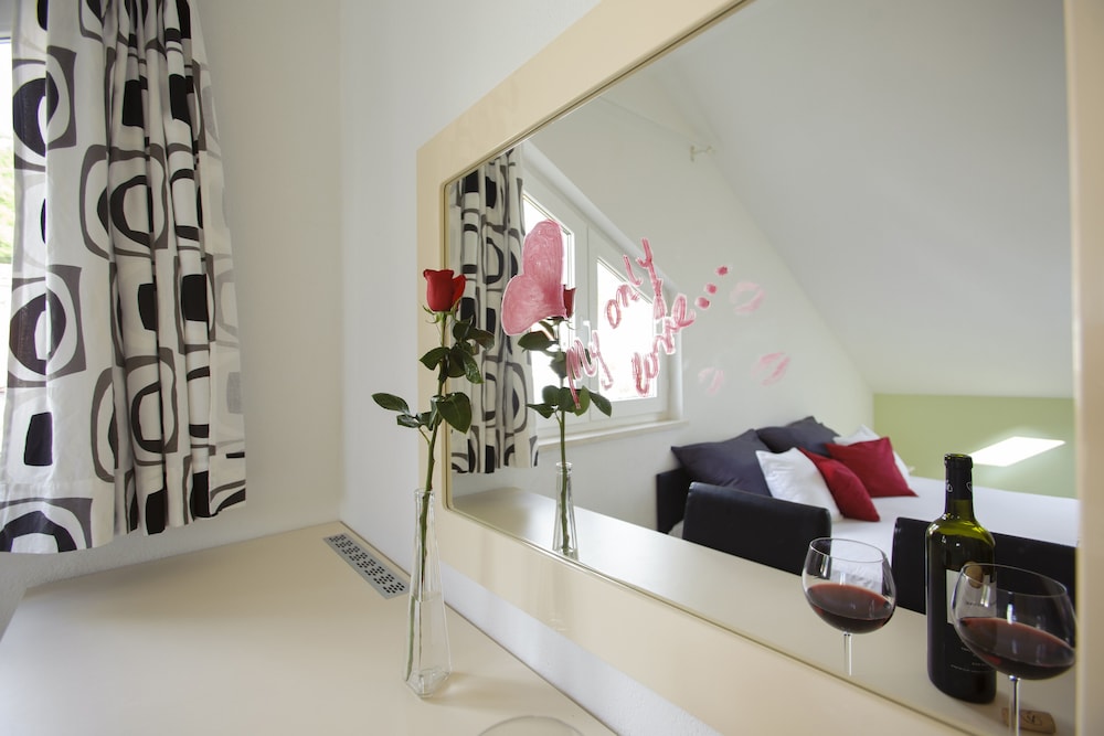 Room-delightfull Room for 2 view 3