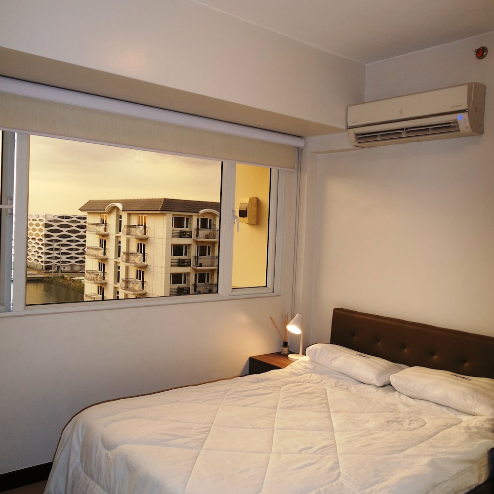 Solemare Parksuites Condo R Us