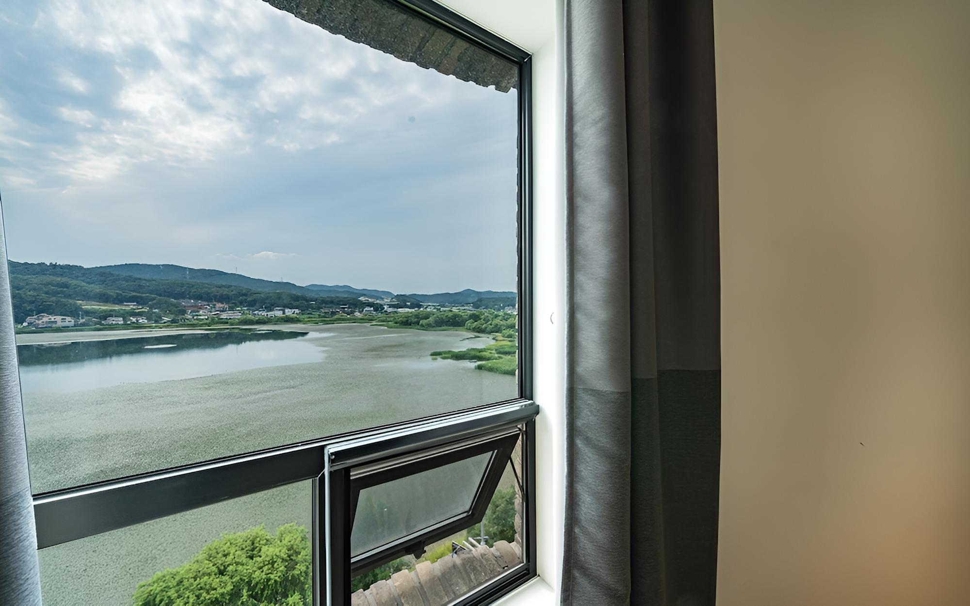 Hwaseong Lac de Botton Hotel