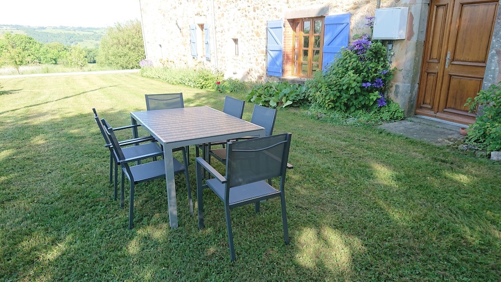 Gîtes et Chambres d'Hôtes Peyrecout Tarn