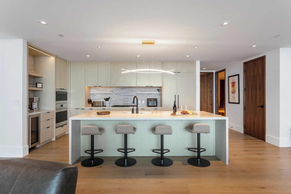 Argent at Deer Valley Resort - Three Bedroom Deluxe #405 3 Condo