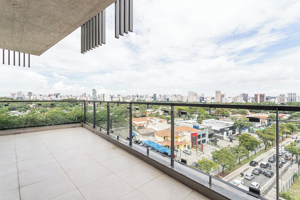 Ayra Pinheiros - Apartamentos com vista incrível para São Paulo ao lado da Rebouças e Faria Lima