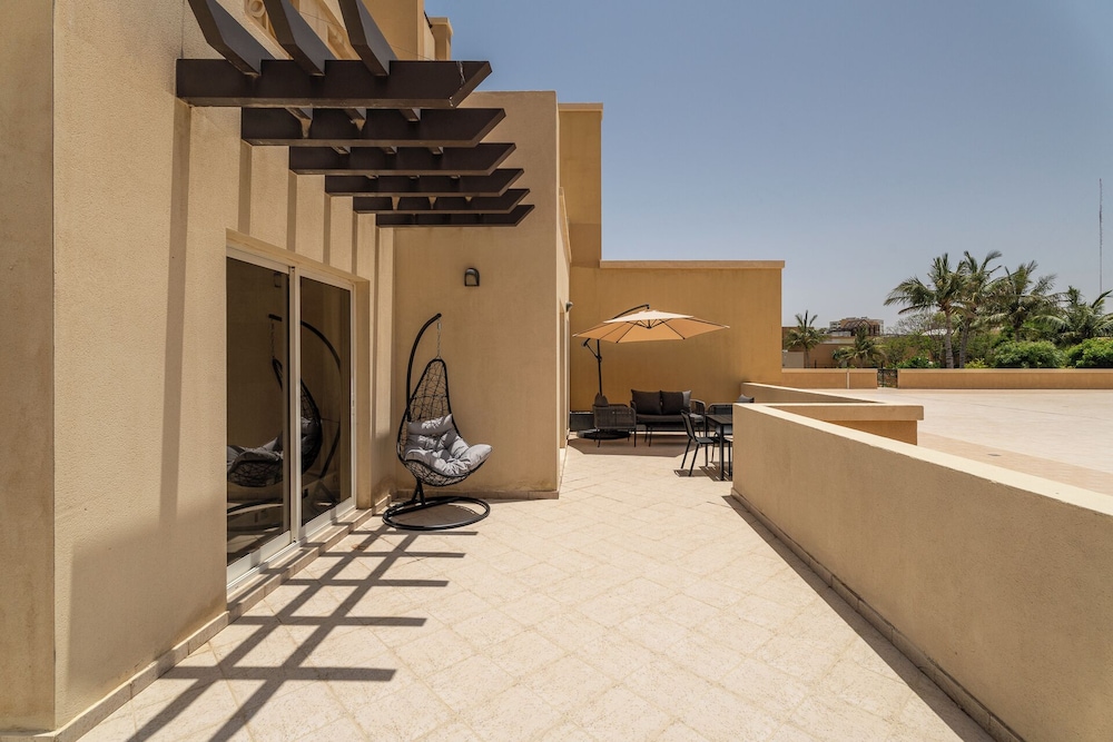 Nasma Holiday Homes - Bab Al Bahr Residences