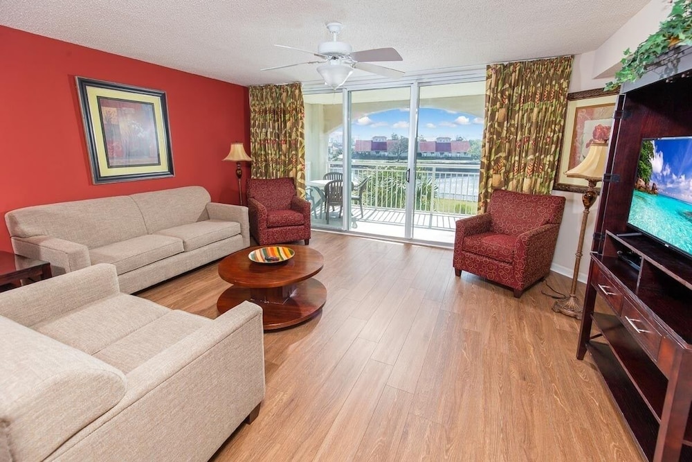 Yacht Club 2-805 3 Bedroom Condo