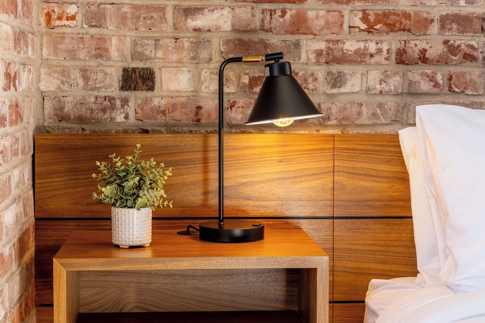 Lightwell Hotel & Spa