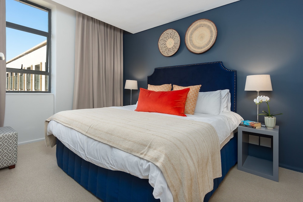 Fountain Suites 1001