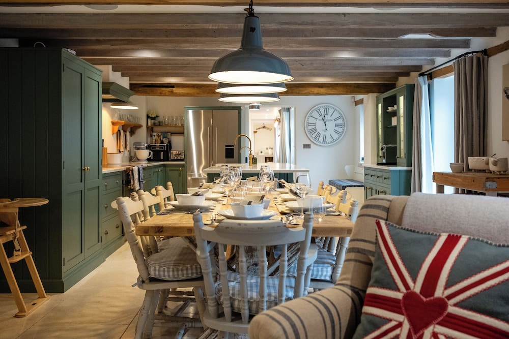 Stunning 6 BB Cottage & Annexe