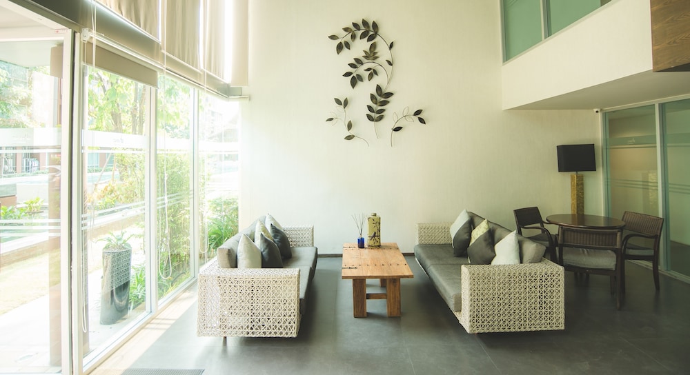 HOC2 Apartment Chiang Mai