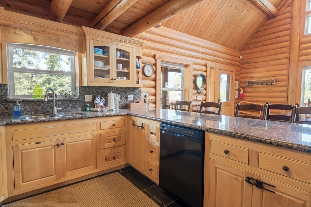 Lakeview Lodge