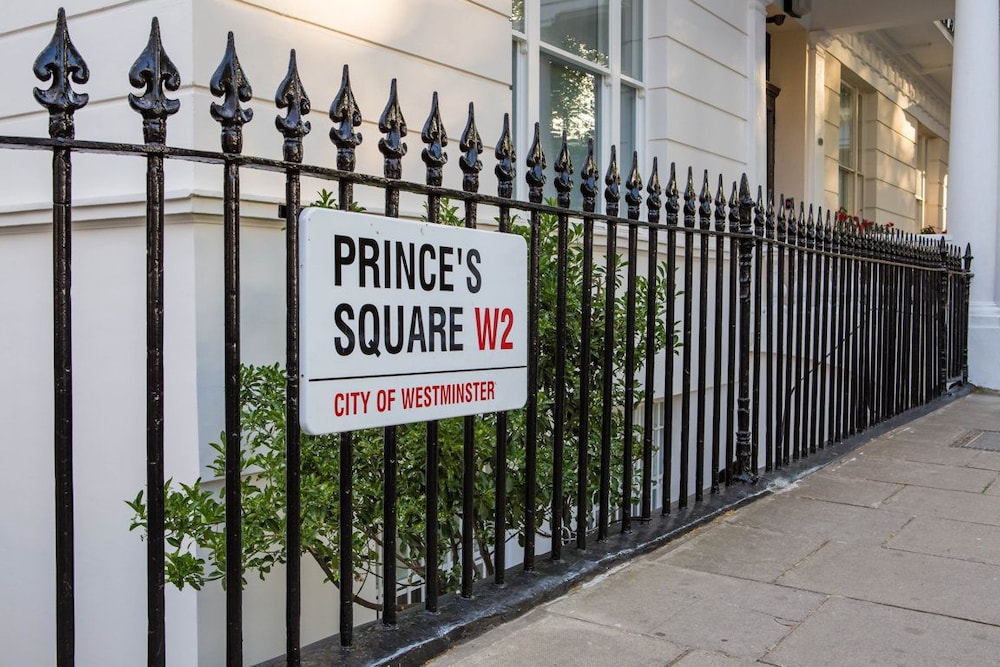 London Villa - 20 Princes Square