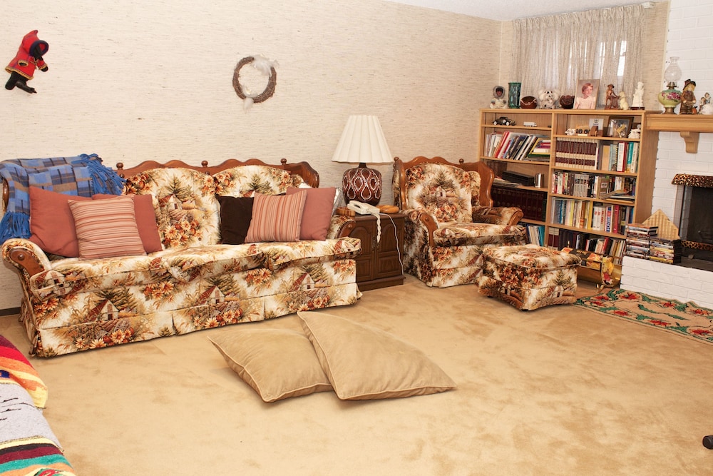 Cozy Nest B&B