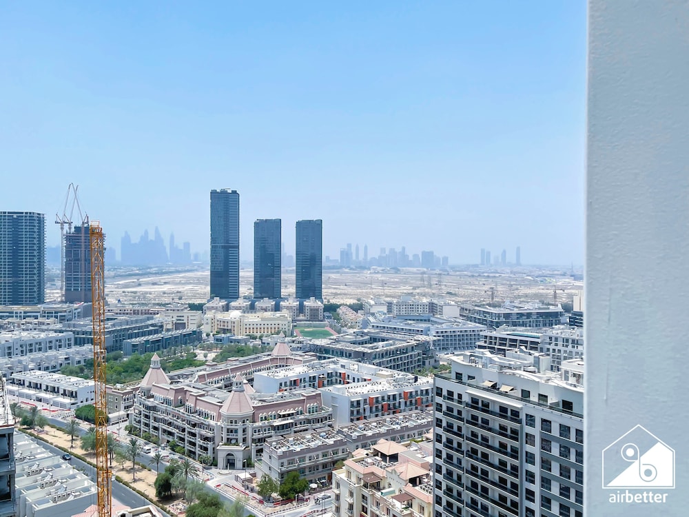 Luxury & Comfort 1B at Binghatti Amber & Balcony