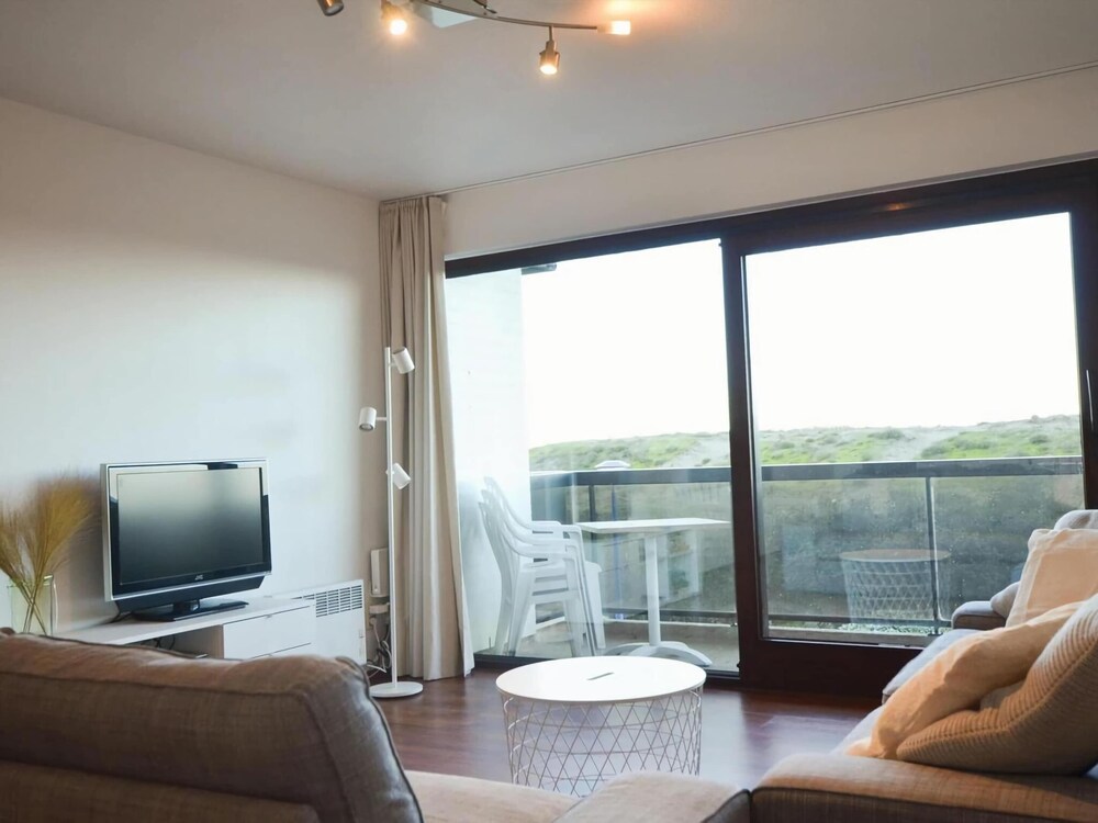 Apartment by Sea and Dunes With Terrace