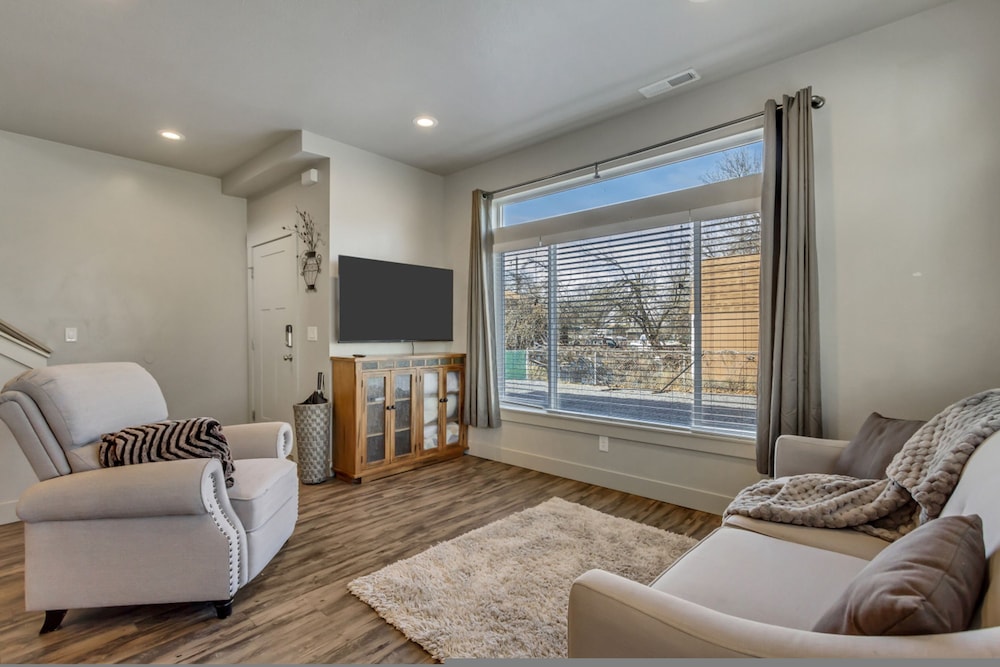3 Bed 2 Bath King Beds With Smoker Grill