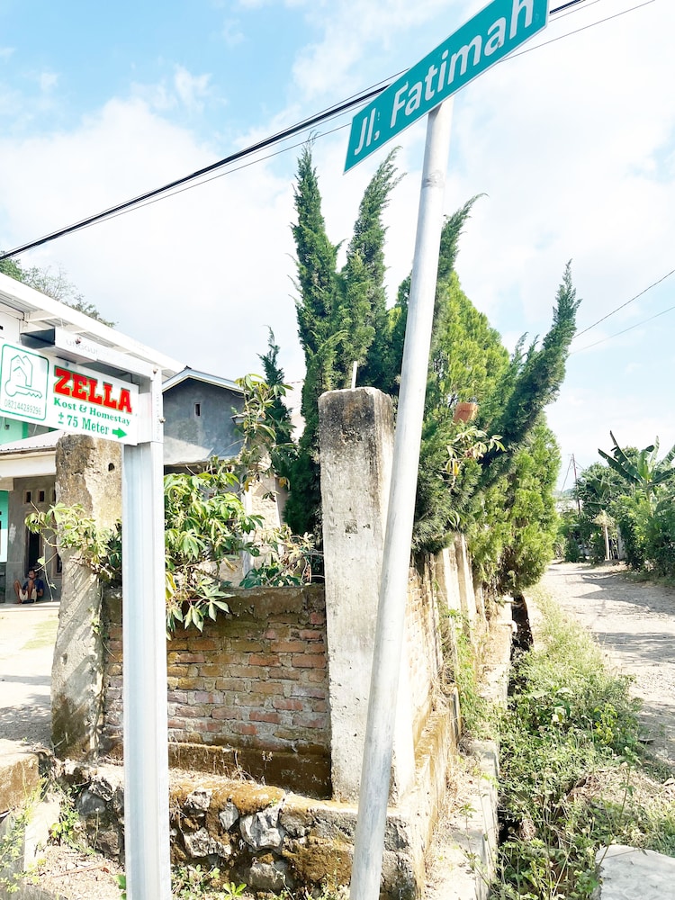 ZELLA KOST & HOMESTAY