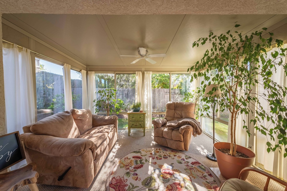 Seabreeze Bungalow