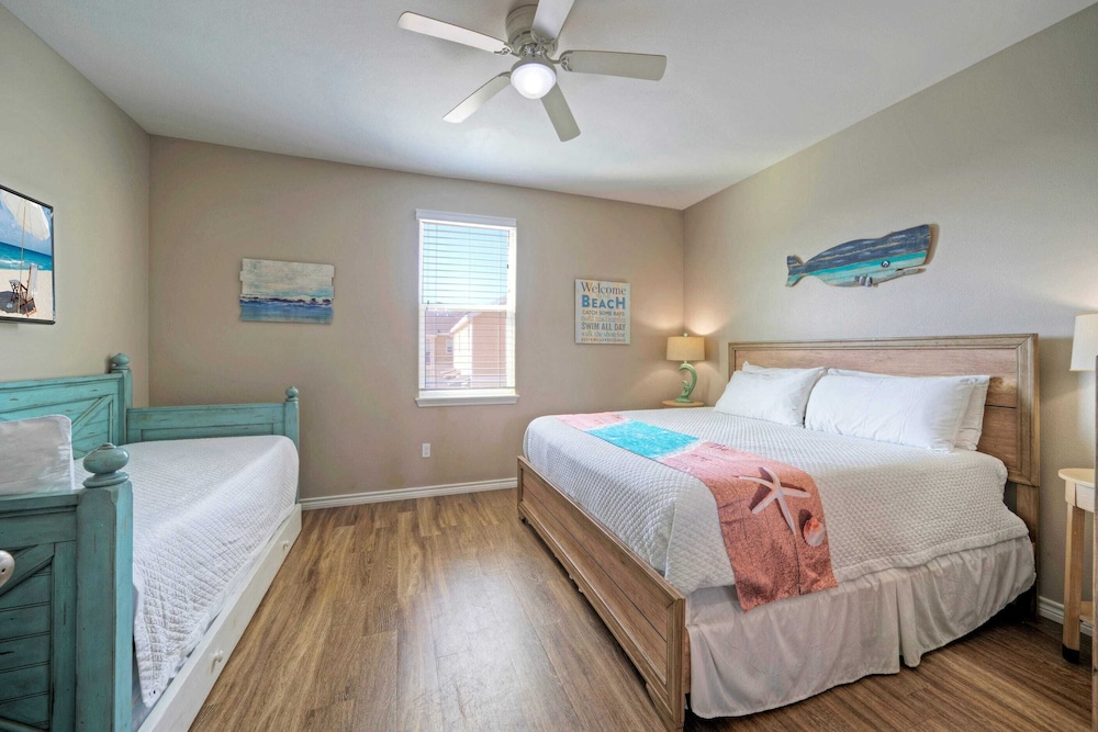 The Beautiful Place by Avantstay Mins to Beach + Family-friendly Pool
