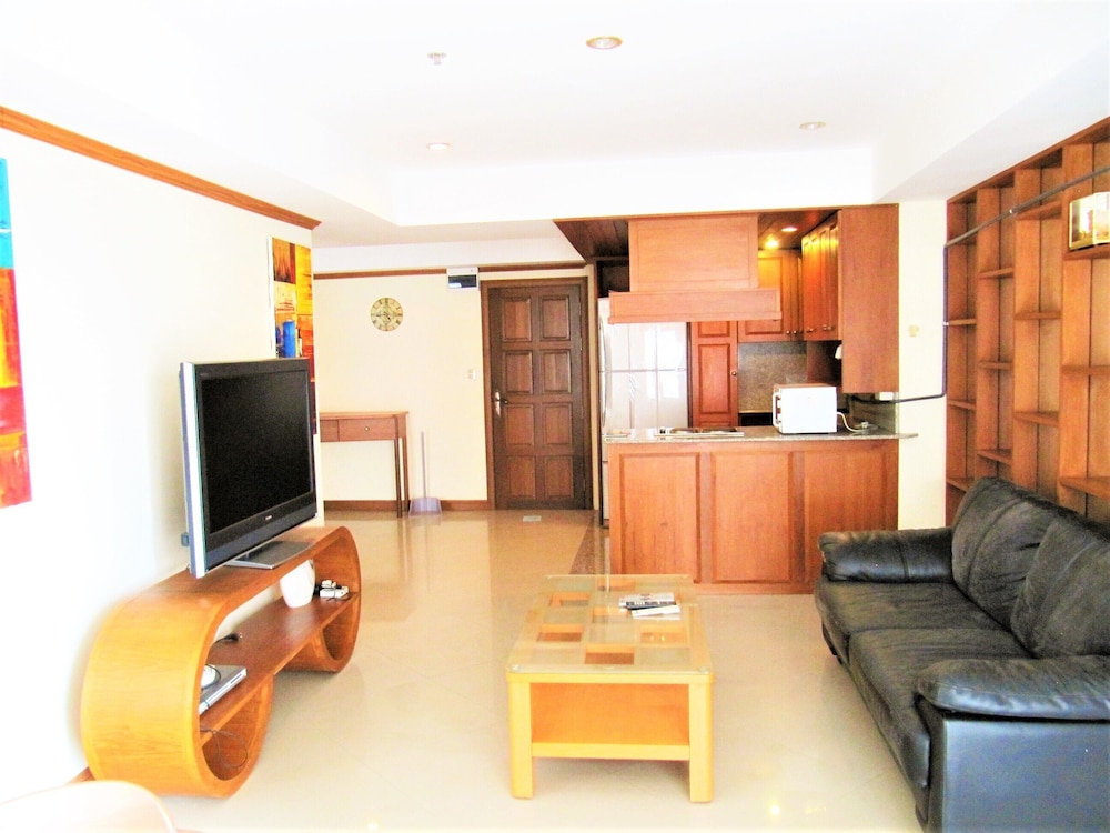 2-bed Sea View - Jomtien Beach - Sleeps 4