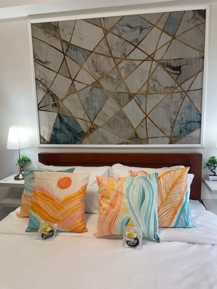 Mesavirre Garden Residences Furnished Units