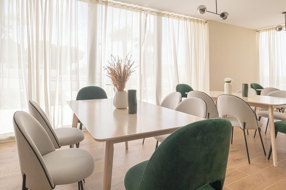 La Cala Serena Village Townhouse