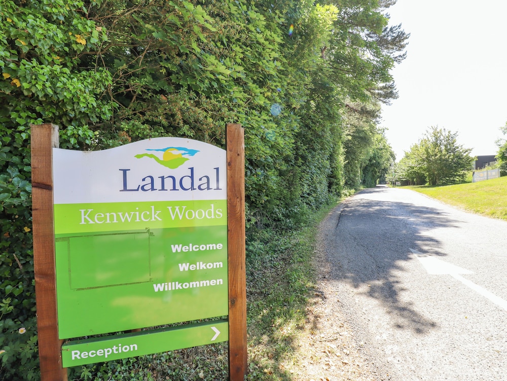 64 Acorn Lodge Kenwick Park