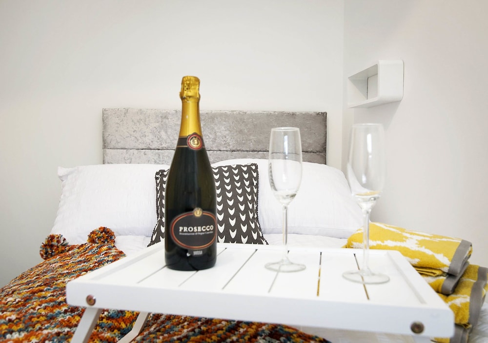 Haven Apartments at Eglantine Avenue view 5