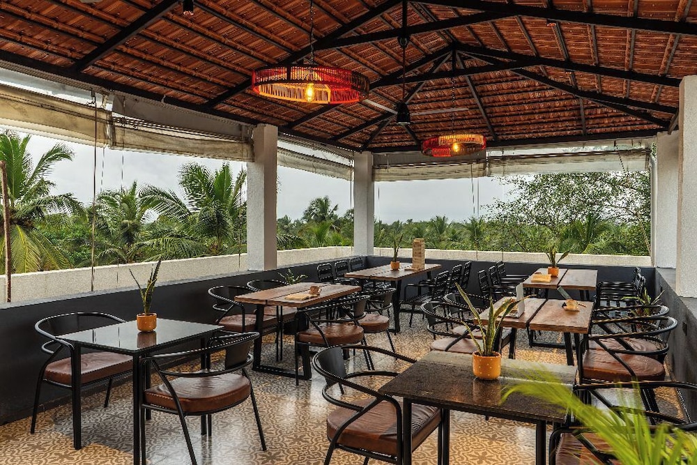 The Hosteller Bam Goa Calangute