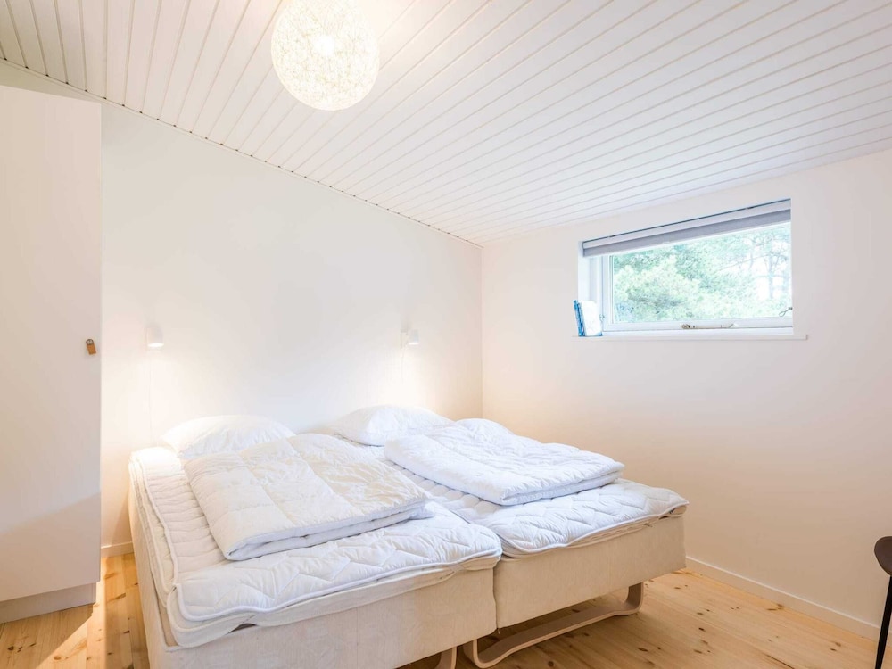 7 Person Holiday Home in Henne view 4