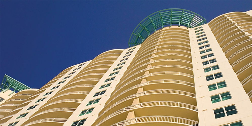 Aqua Resort 306