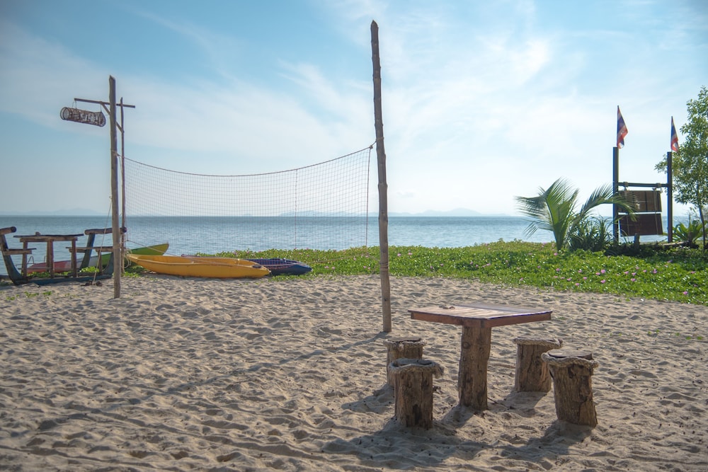 Hotel Laoliang Beach - Image 1