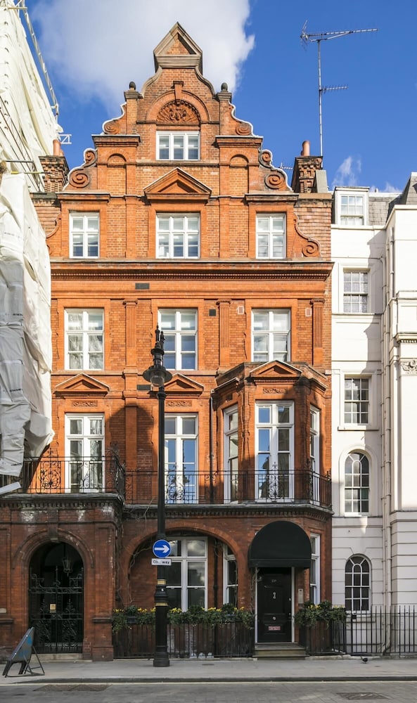 The Hanover Suite in London