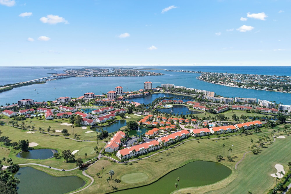 Vista Verde North 2-110 by Distinctive Beach Rentals