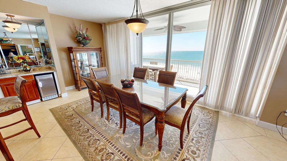 Oceania 504 3 Bedroom Condo
