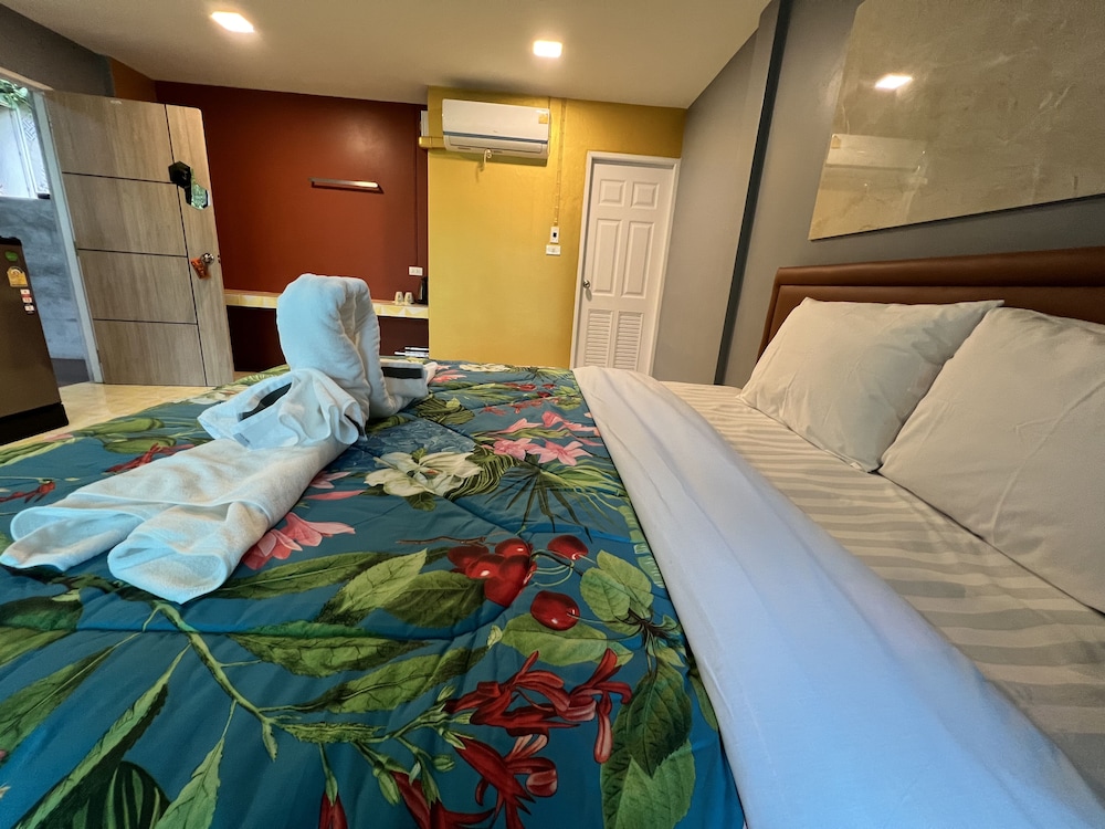 Ton Pling Khao Lak Villa view 3