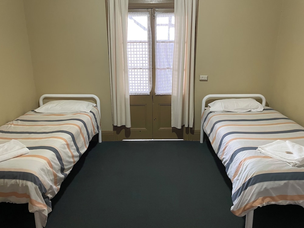 Royal Hotel