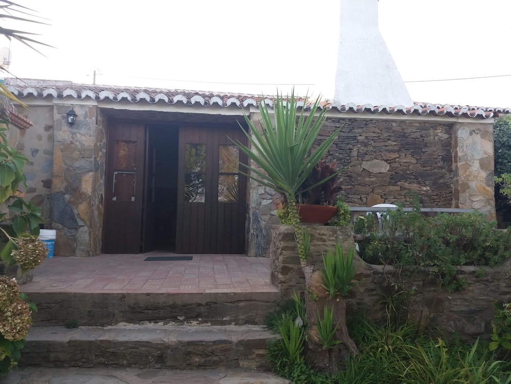 Serra do Caldeir o Private Pool Villa