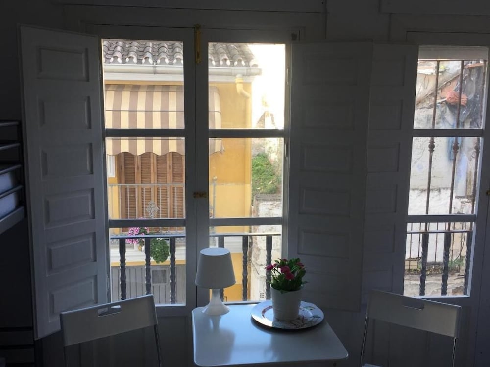 Málaga Centro Hostel - Adults Only