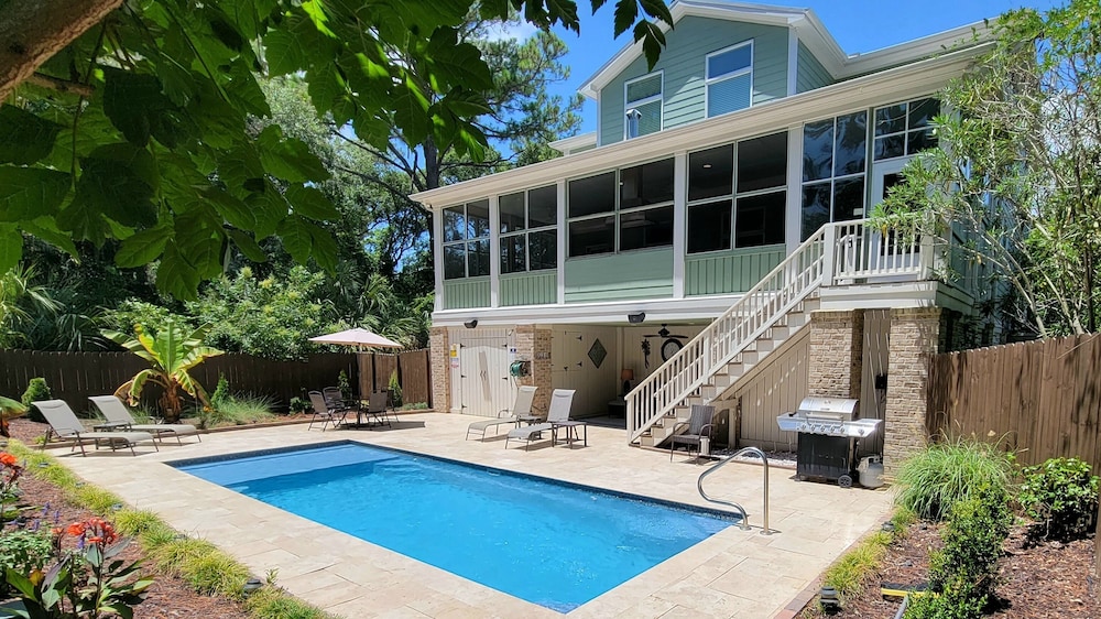 The Pelican House by Tybee Vacation Rentals