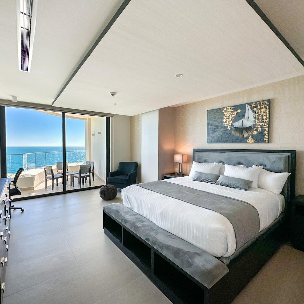 Brand New 6 Bedroom Penthouse