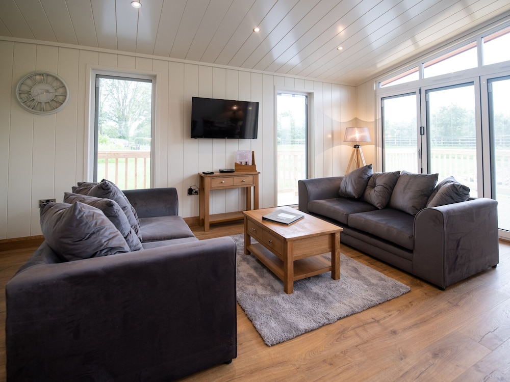 Otter Lodge
