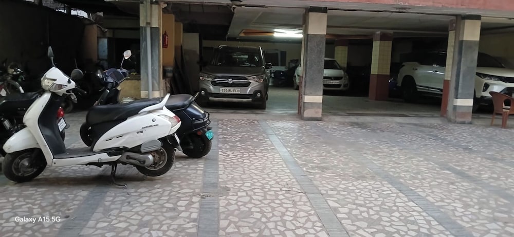 Hotel Edge Inn Jail Road Near Railway Ju