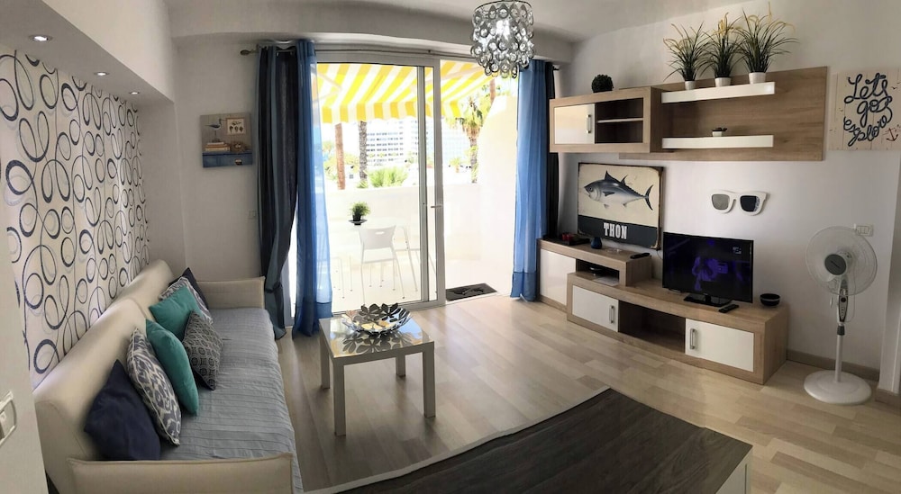 Oceanfront Condo in Playa las Americas With Sea Views