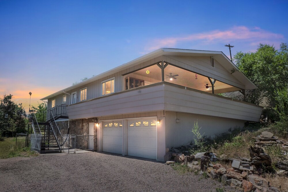 House Of Broken Dove 5 Bedroom Home