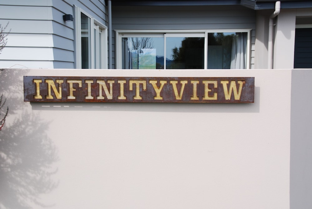 InfinityView B&B