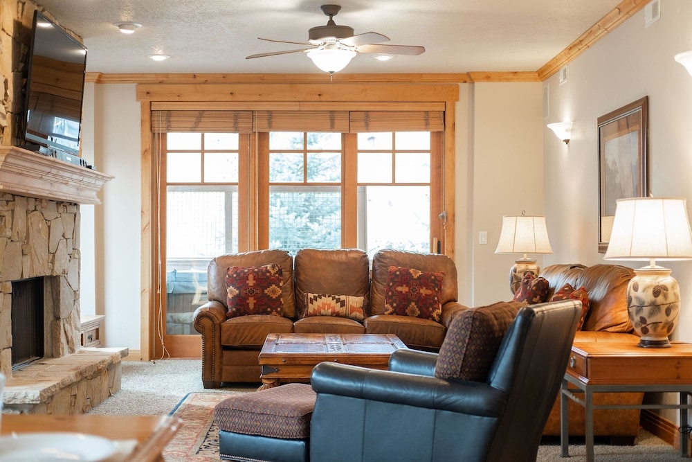 Park City Ski Resort - Town Pointe Condos