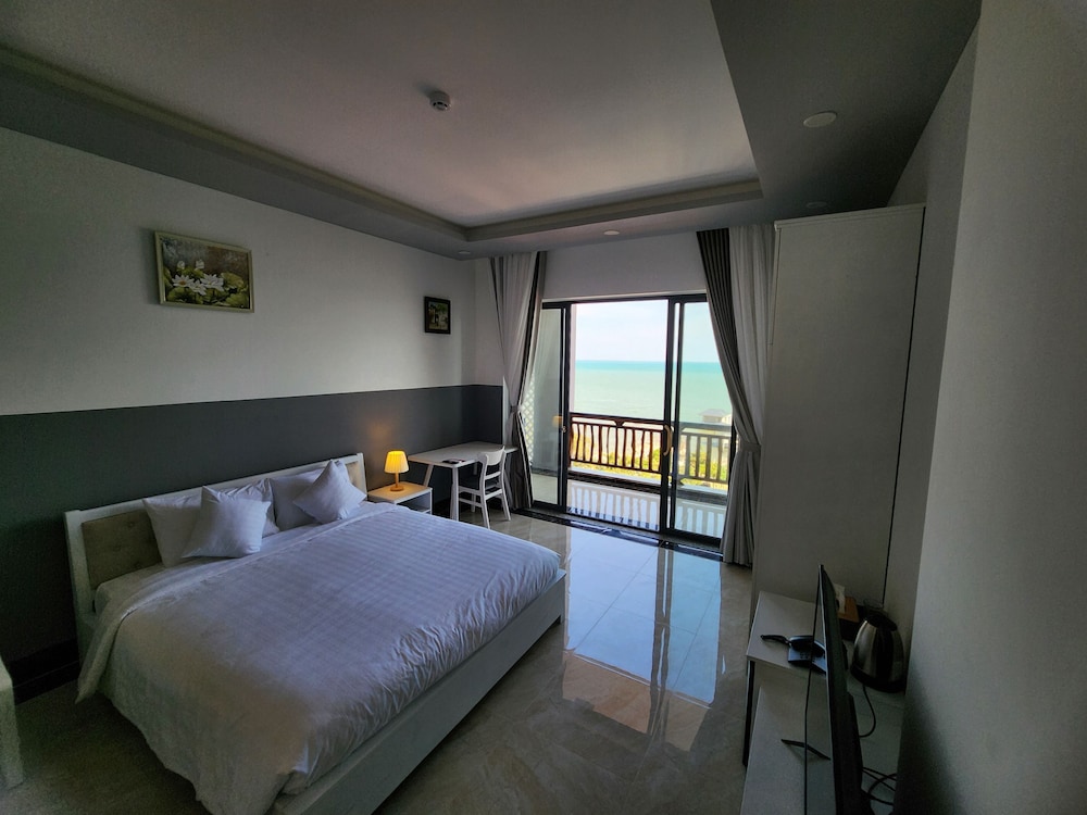 Sunny Shore Resort