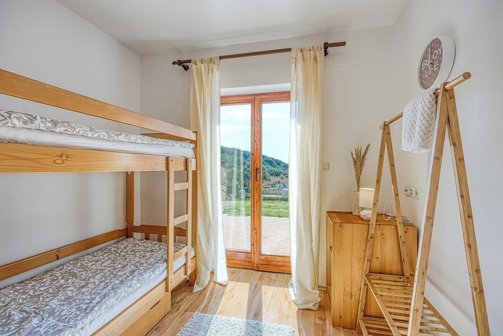 Sv. Jakov Family Apartment