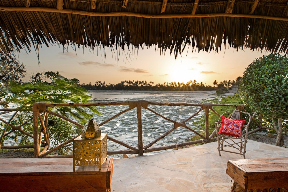 The Island - Pongwe Lodge - Adults Only