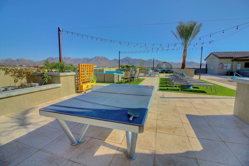 Rooftop Pool with Views-King Beds-Parking 1123 - Property Image 40